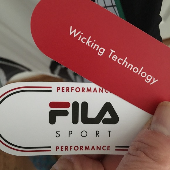 NWT Fila Long Sleeve Athletic Jersey - Picture 4 of 4